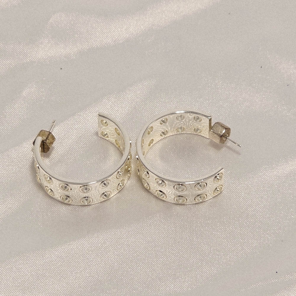 F+H Punched Multi-Hole Design Hoop Earrings 18k Goldplated New